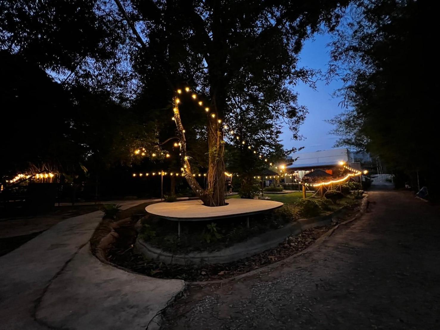Baan Nai Baan Nok Resort Nakhon Nayok Exteriér fotografie